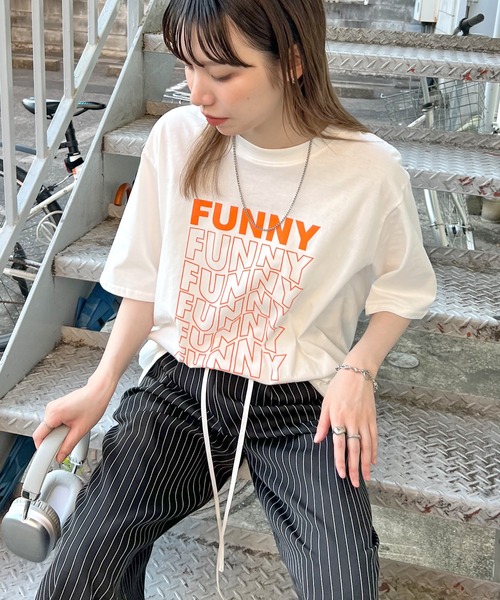 ABYS（アビス）の「FUNNYロゴプリント半袖Tシャツ（Tシャツ/カットソー・レディース・ブラック×ホワイト/ホワイト系その他/ホワイト×ブラック/ピンク/ネイビー・FREE）」の9枚目の写真