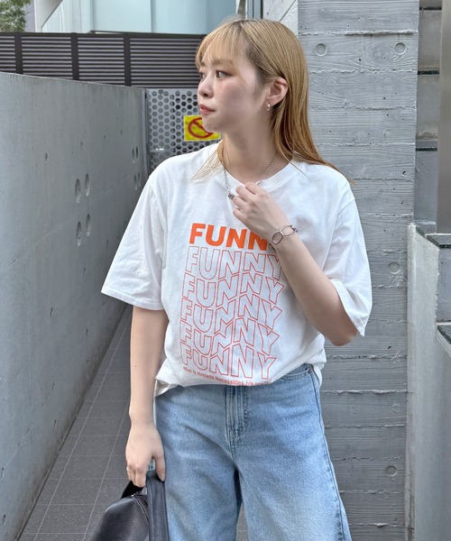 ABYS（アビス）の「FUNNYロゴプリント半袖Tシャツ（Tシャツ/カットソー・レディース・ブラック×ホワイト/ホワイト系その他/ホワイト×ブラック/ピンク/ネイビー・FREE）」の15枚目の写真