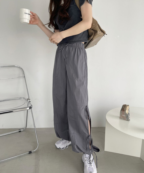 Ada.(エイダ)の「サイド リボン デザイン カーゴパンツ(カーゴパンツ・レディース・ブラック/ベージュ/グレー・FREE)」の11枚目の写真