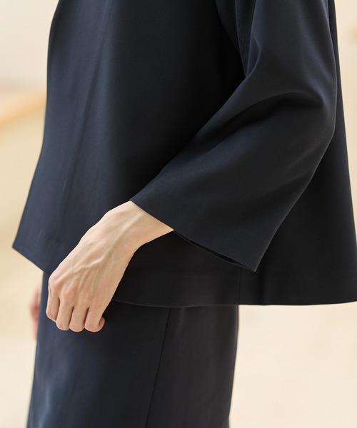 Honeys(ハニーズ)の「【ストレッチ/ウォッシャブル/イージーケア】Aラインノーカラージャケット(ノーカラージャケット・レディース・ネイビー/ベージュ/ブラック/杢グレー・S/M/L/LL/3L)」の9枚目の写真