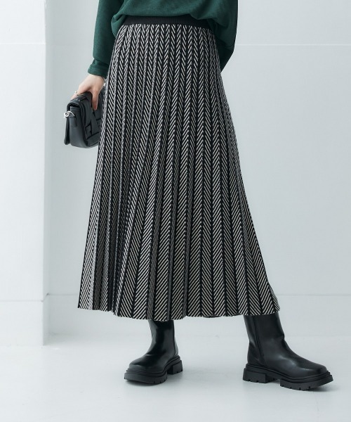 Soiunique（スワユニーク）の「ヘリンボーン柄アコーディオンプリーツスカート ［Soiunique］（スカート・レディース・ブラック×ブルー/ブラック×ホワイト/オレンジ系/ブラック系・M/L/LL）」の10枚目の写真