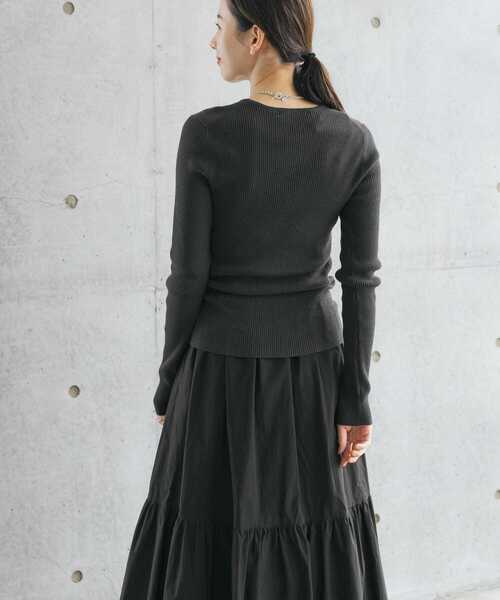 URBAN RESEARCH（アーバンリサーチ）の「『UR TECH』コットンメランジクルーネックニット（ニット/セーター・レディース・オレンジ/パープル/カーキ・FREE）」の22枚目の写真