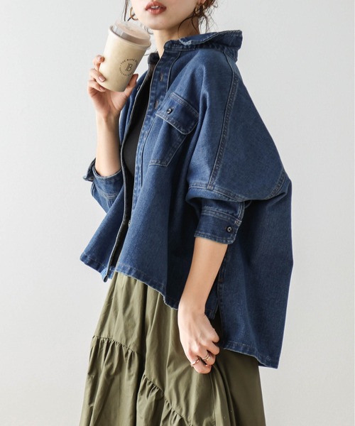 AMELY（エミリー）の「デニムワイドシャツ（シャツ/ブラウス・レディース・ブルー/ライトブルー/ブラック/グレー・フリー）」の7枚目の写真