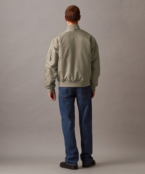 Calvin Klein（カルバン・クライン）の「ロングスリーブヒーローボンバージャケット（ブルゾン・メンズ・アッシュグレー/ブラック/ブルー・L/M/S/XL/XS）」の21枚目の写真