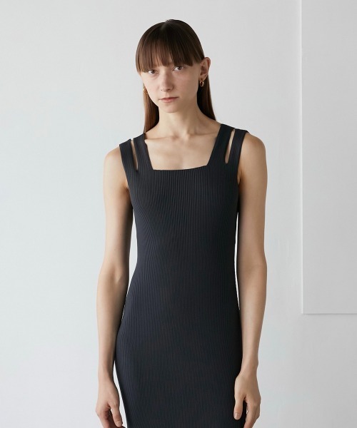 LA PEAU DE GEM(ラポドゥジェム)の「【LA PEAU DE GEM】スクエアニットワンピース(ワンピース・レディース・グレー/ブラック・FREE)」の15枚目の写真