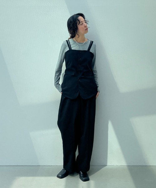 y/m(イム)の「【セットアップ対応】ダブルストラップフロントボタンビスチェ(ベスト・レディース・ブラック/ブラウン・FREE)」の9枚目の写真