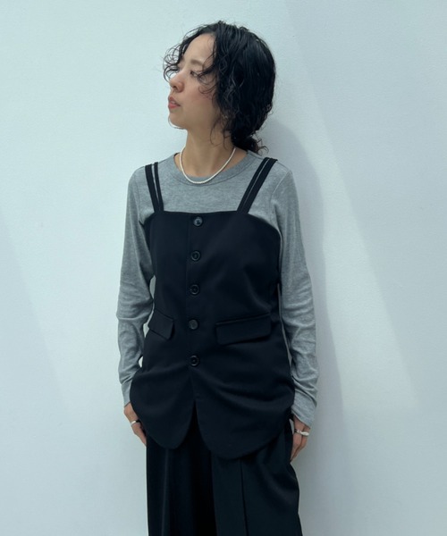 y/m(イム)の「【セットアップ対応】ダブルストラップフロントボタンビスチェ(ベスト・レディース・ブラック/ブラウン・FREE)」の12枚目の写真