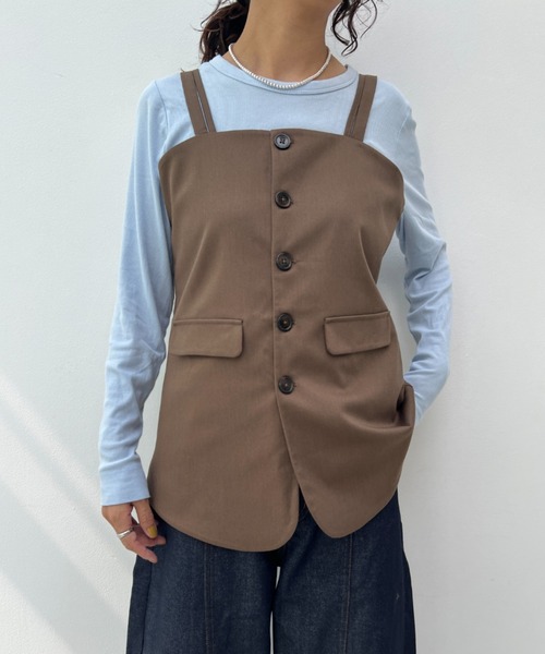 y/m(イム)の「【セットアップ対応】ダブルストラップフロントボタンビスチェ(ベスト・レディース・ブラック/ブラウン・FREE)」の18枚目の写真