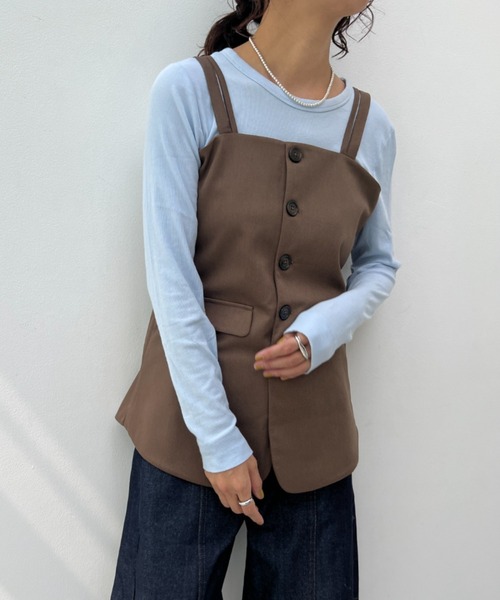 y/m(イム)の「【セットアップ対応】ダブルストラップフロントボタンビスチェ(ベスト・レディース・ブラック/ブラウン・FREE)」の21枚目の写真