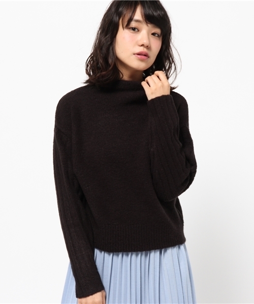 one after another NICE CLAUP(ワンアフターアナザーナイスクラップ)の「【SEDA12月号掲載 ナイスクラップ】ボトルネックタートルニット(ニット/セーター・レディース・カーキ/ブラック/アイボリー/ライトグレー・FREE)」の1枚目の写真