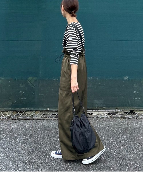 notch.（ノッチ）の「【 notch. by KR 】サス付きハイウェストスカート（ジャンパースカート・レディース・ブラック/オリーブ/ダークオリーブ/グレイッシュベージュ・M/TM）」の17枚目の写真