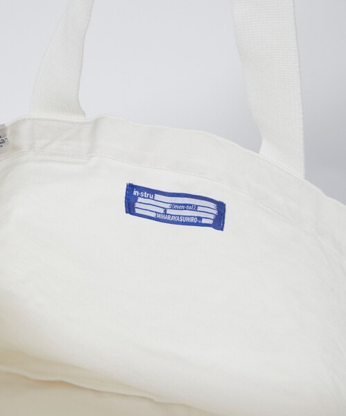 In・stru(men-tal).（インストルメンタル）の「【MIHARAYASUHIRO/ミハラヤスヒロ】COTTON CANVAS TOTEBAG（トートバッグ・メンズ・ブラック/ホワイト/ライトグレー・FREE）」の8枚目の写真