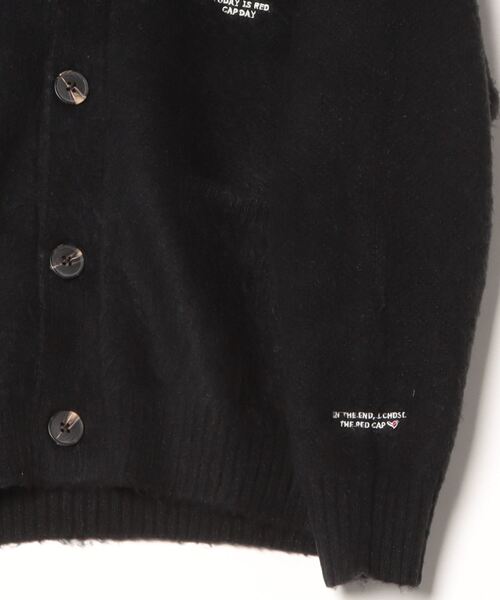 Red Cap Girl(レッドキャプガール)の「【a-r】〔Red Cap Girl/レッドキャップガール〕モヘアライク ダブルジャガード ガール刺繍 カーディガン(カーディガン/ボレロ・メンズ・ブルー/ブラック/グレイッシュベージュ・MEDIUM/LARGE)」の7枚目の写真