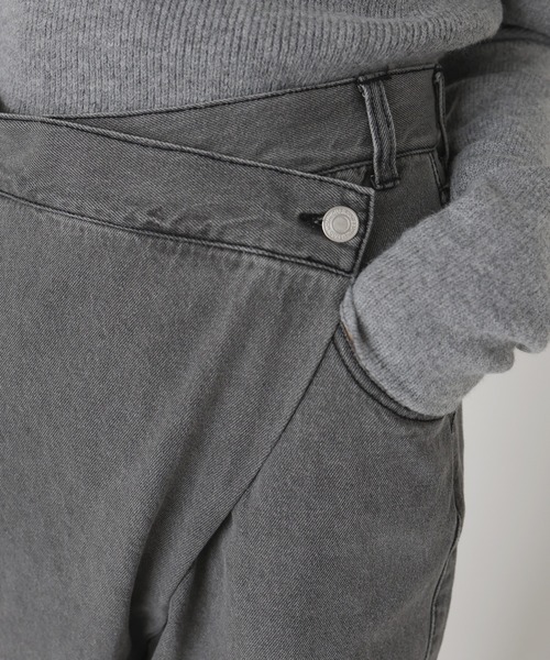 hellam（へラム）の「デニムラップカーブパンツ（デニムパンツ・レディース・ブラック/グレー・SMALL/MEDIUM）」の15枚目の写真
