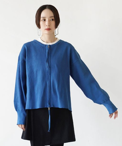 zootie(ズーティー)の「ダンボールリブニット ダブルジップ カーディガン(カーディガン/ボレロ・レディース・アイボリー/ブラック/ブルー・フリー)」の16枚目の写真