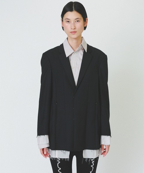 soduk(スドーク)の「invisible zip jacket(テーラードジャケット・レディース・ベージュ/ブラック・FREE)」の7枚目の写真