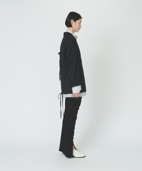 soduk(スドーク)の「invisible zip jacket(テーラードジャケット・レディース・ベージュ/ブラック・FREE)」の12枚目の写真