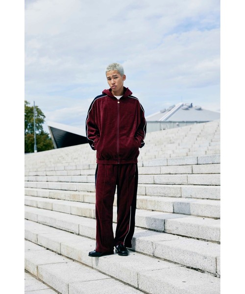 KEBOZ（ケボズ）の「VELOUR HOODIE（パーカー・メンズ・ブラック/ブラウン/バーガンディー・M/L/XL）」の17枚目の写真