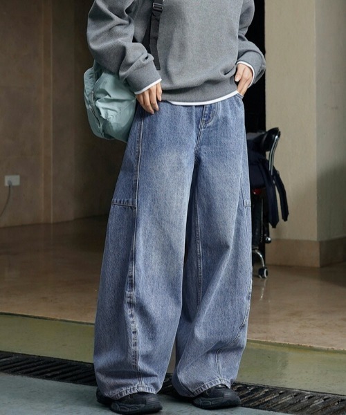 AMELY(エミリー)の「カーブデニムパンツ(デニムパンツ・レディース・ブルー系その他・M/L)」の8枚目の写真