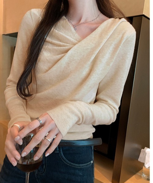 N.s(エヌドットエス)の「アシメデザインニットトップス(Tシャツ/カットソー・レディース・ピンク/ブラック/ブルー/ベージュ・M/S/L)」の9枚目の写真