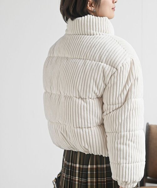 rps（アールピーエス）の「ワイドコール中綿スタンドジャケット（ダウンジャケット/コート・レディース・グレー/アイボリー/ピンク・フリー）」の11枚目の写真