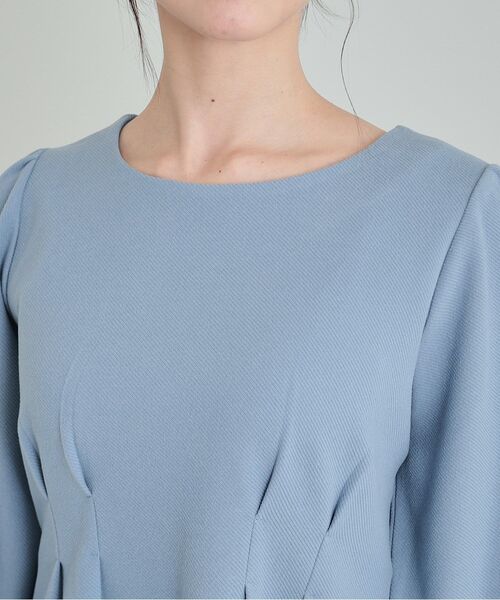 DRESKIP(ドレスキップ)の「◆ウエストタックで綺麗にくびれる 起毛ペプラムトップス(Tシャツ/カットソー・レディース・ライトブルー/ブラック/ナチュラル・01/04/02/03)」の9枚目の写真