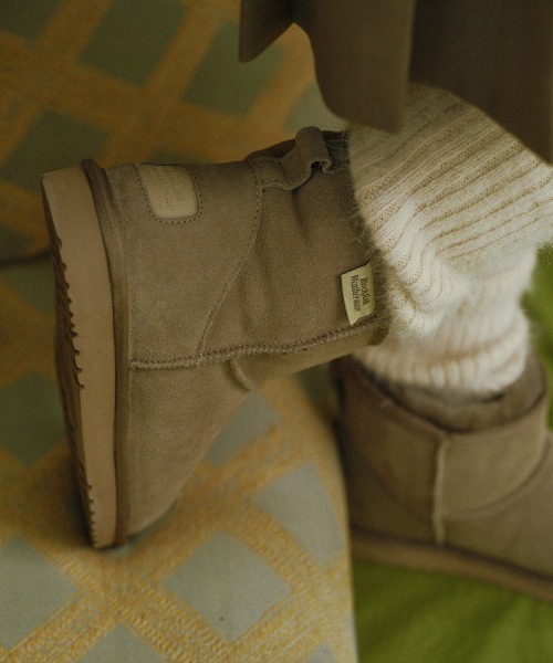 ROCKFISH WEATHERWEAR（ロックフィッシュウェザーウェア）の「ORIGINAL WINTER BOOTS-SHORT(6")（ブーツ・レディース・ベージュ/ライトイエロー/チョコ/ブラック/モカ・23.0cm/24.0cm/25.0cm）」の22枚目の写真
