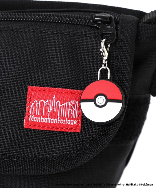 Manhattan Portage(マンハッタンポーテージ)の「Nylon Messenger Bag for Kids Pokemon Pikachu(メッセンジャーバッグ・キッズ・ブラック・XX-SMALL)」の10枚目の写真