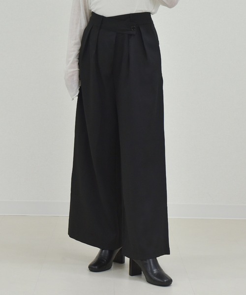 DAY CLOSET(デイ クローゼット)の「【2WAY/穿くだけスラリ】クロス風きれいめエフォートレス ワイドタックパンツ レディース(スラックス・レディース・ライトグレー/ネイビー/ライトオリーブ/ベージュ/ブラック・L/M)」の2枚目の写真