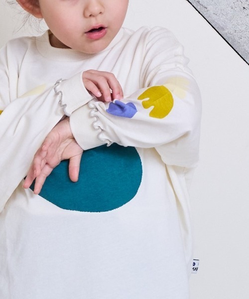 MARKEY'S（マーキーズ）の「ソデリブビックロンT（Tシャツ/カットソー・キッズ・オフホワイト/イエロー/アイボリー/グレー・100/120/110/90/140/130）」の10枚目の写真