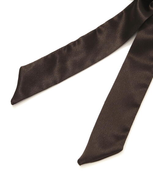 NATURAL BEAUTY BASIC（ナチュラルビューティーベーシック）の「【Oggi掲載】サテンリボンシュシュ（シュシュ・レディース・ブラック/ダークブラウン・ﾌﾘ-）」の4枚目の写真