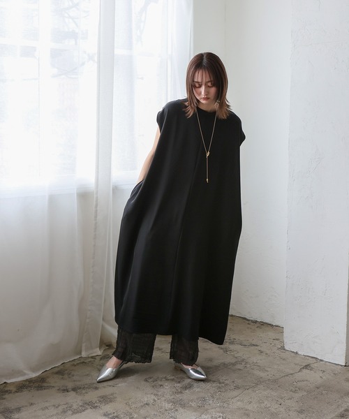 No Rule No Line(ノール-ルノーライン)の「フレンチスリーブマキシワンピ ポケット付き(ワンピース・レディース・モカ/ライトグレー/ブラック・FREE)」の17枚目の写真