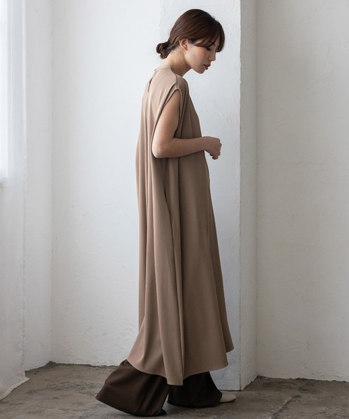 No Rule No Line(ノール-ルノーライン)の「フレンチスリーブマキシワンピ ポケット付き(ワンピース・レディース・モカ/ライトグレー/ブラック・FREE)」の5枚目の写真