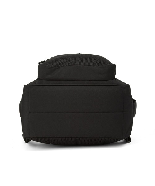 Champion(チャンピオン)の「リュックサック スーシテイ B4サイズ収納 15.6inch収納 37L 63963(バックパック/リュック・メンズ・ブラック×ホワイト/ベージュ×ブラック/ブラック×パープル/ブラック×グリーン・FREE)」の8枚目の写真
