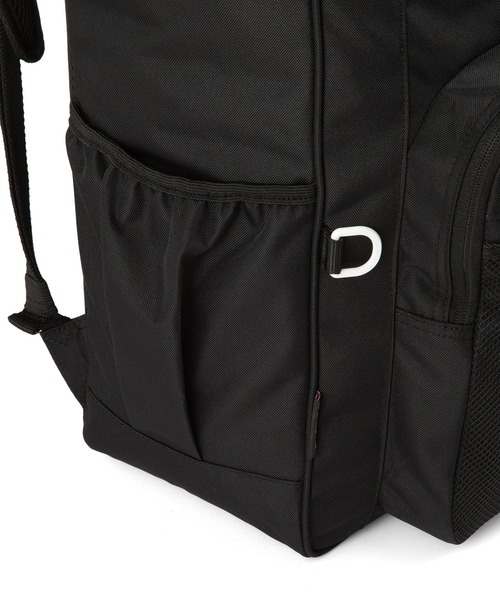 Champion(チャンピオン)の「リュックサック スーシテイ B4サイズ収納 15.6inch収納 37L 63963(バックパック/リュック・メンズ・ブラック×ホワイト/ベージュ×ブラック/ブラック×パープル/ブラック×グリーン・FREE)」の12枚目の写真