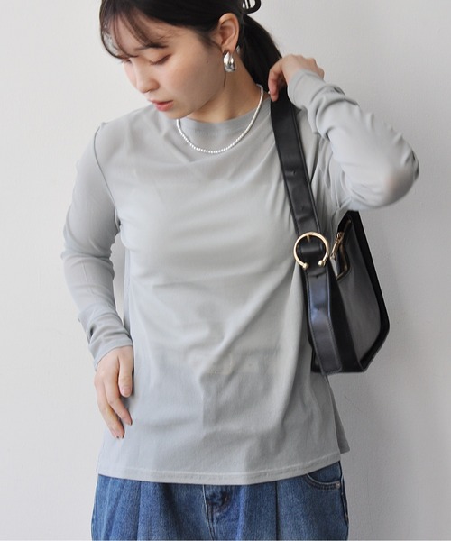 Meli rich(メリーリッチ)の「パワーネットクルーネックシアートップス(Tシャツ/カットソー・レディース・ライトグレー/ミント・FREE)」の2枚目の写真