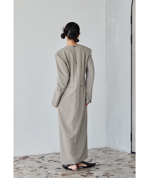 niana（ニアナ）の「ピンストライプテーラードビスチェドレス 2点