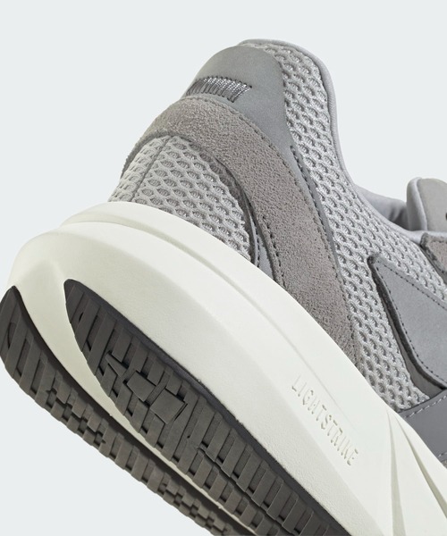 adidas（アディダス）の「ライトブレイズ / Lightblaze / アディダス adidas（スニーカー・メンズ・ブラック/グレー/ホワイト/ブラック系その他/ホワイト系その他・28.0cm/27.5cm/25.5cm/27.0cm/26.5cm/26.0cm/25.0cm/24.5cm/29.0cm/28.5cm/22.0cm/22.5cm/23.0cm/23.5cm/24.0cm/29.5cm/30.0cm）」の21枚目の写真