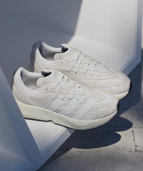 [ADIDAS] スニーカー ライトブレイズ LIGHTBLAZE ホワイト adidas スニーカー ライトブレイズ / Lightblaze アディダス