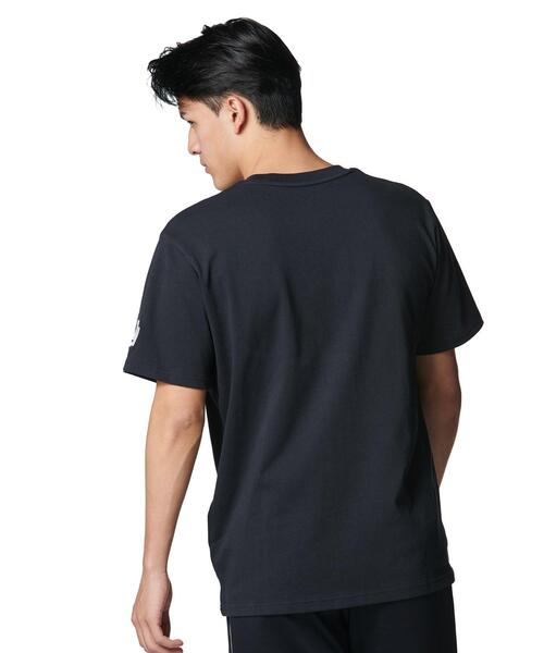 UNDER ARMOUR(アンダーアーマー)の「UAアーバン ユニフォーム ヘビーウエイト ショートスリーブ Tシャツ(ライフスタイル/メンズ)(Tシャツ/カットソー・メンズ・ブラック・S/2XL/L/3XL/XL/M/4XL/5XL)」の2枚目の写真