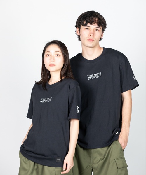 UNDER ARMOUR(アンダーアーマー)の「UAアーバン ユニフォーム ヘビーウエイト ショートスリーブ Tシャツ(ライフスタイル/メンズ)(Tシャツ/カットソー・メンズ・ブラック・S/2XL/L/3XL/XL/M/4XL/5XL)」の1枚目の写真