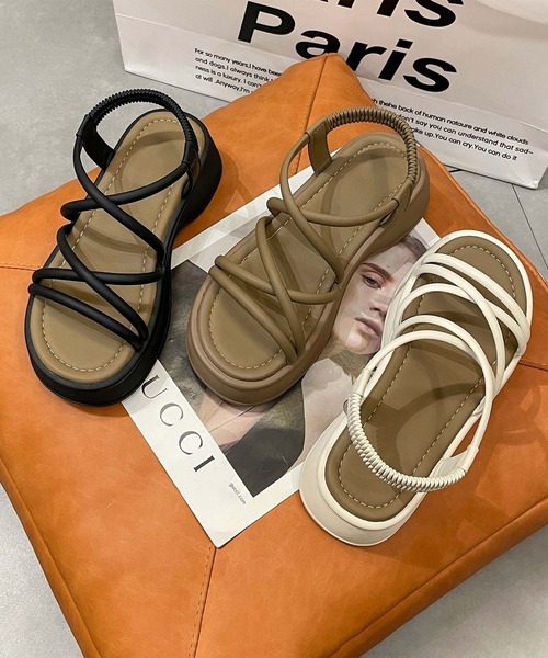 shoes365(シューズスリーシックスファイヴ)の「【shoes 365】マルチストラップ厚底サンダル (SS)(サンダル・レディース・オフホワイト/ブラック/ベージュ・23.0cm/23.5cm/24.0cm/24.5cm/22.5cm/25.0cm)」の4枚目の写真