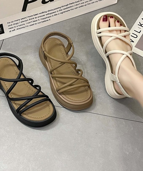 shoes365(シューズスリーシックスファイヴ)の「【shoes 365】マルチストラップ厚底サンダル (SS)(サンダル・レディース・オフホワイト/ブラック/ベージュ・23.0cm/23.5cm/24.0cm/24.5cm/22.5cm/25.0cm)」の7枚目の写真