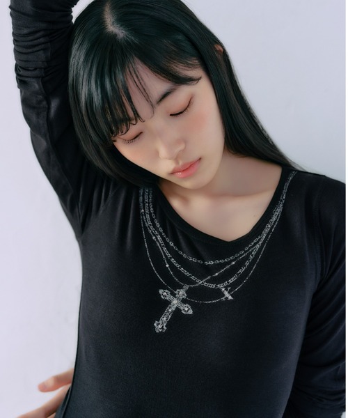 FCMM(エフシーエムエム)の「【日本限定】CROSS L/S TEE / クロスロングスリーブT(Tシャツ/カットソー・レディース・チャコール/ブラック/アイボリー・MEDIUM/SMALL)」の13枚目の写真
