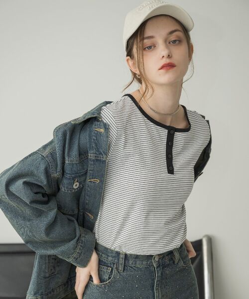 RETRO GIRL(レトロガール)の「ヘンリーネックカットソー(Tシャツ/カットソー・レディース・ブラック/ブラック系その他3/オフホワイト・FREE)」の3枚目の写真