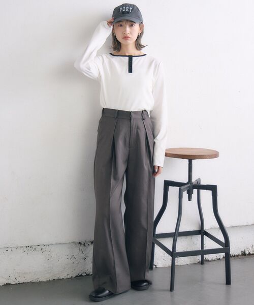 RETRO GIRL(レトロガール)の「ヘンリーネックカットソー(Tシャツ/カットソー・レディース・ブラック/ブラック系その他3/オフホワイト・FREE)」の17枚目の写真