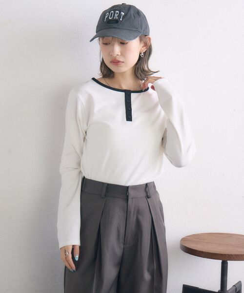 RETRO GIRL(レトロガール)の「ヘンリーネックカットソー(Tシャツ/カットソー・レディース・ブラック/ブラック系その他3/オフホワイト・FREE)」の21枚目の写真