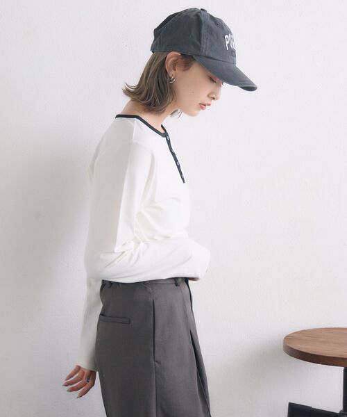RETRO GIRL(レトロガール)の「ヘンリーネックカットソー(Tシャツ/カットソー・レディース・ブラック/ブラック系その他3/オフホワイト・FREE)」の22枚目の写真