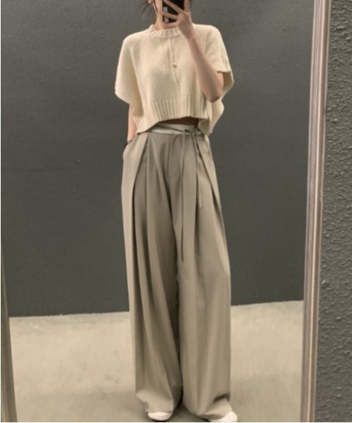 sorule（ソルレ）の「ボックスタックワイドパンツ（スラックス・レディース・ベージュ/ブラック・FREE）」の3枚目の写真