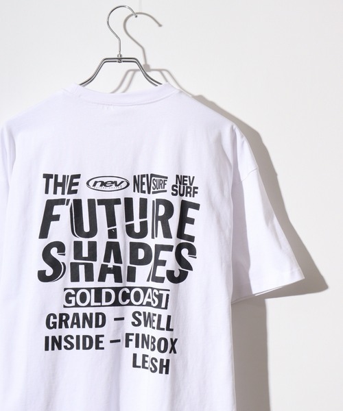 FUNALIVE(ファンアライブ)の「NEVSURF オーバーサイズTシャツ unisex(Tシャツ/カットソー・メンズ・チャコールグレー/ダークグリーン/オフホワイト/ホワイト系3/ホワイト系1/ホワイト系2/ブラック系1/ネイビー系1/ベージュ/ネイビー/オレンジ/チャコール/ダークグリーン系1/オレンジ系1/ミント/ブラック・M/L/XL)」の4枚目の写真